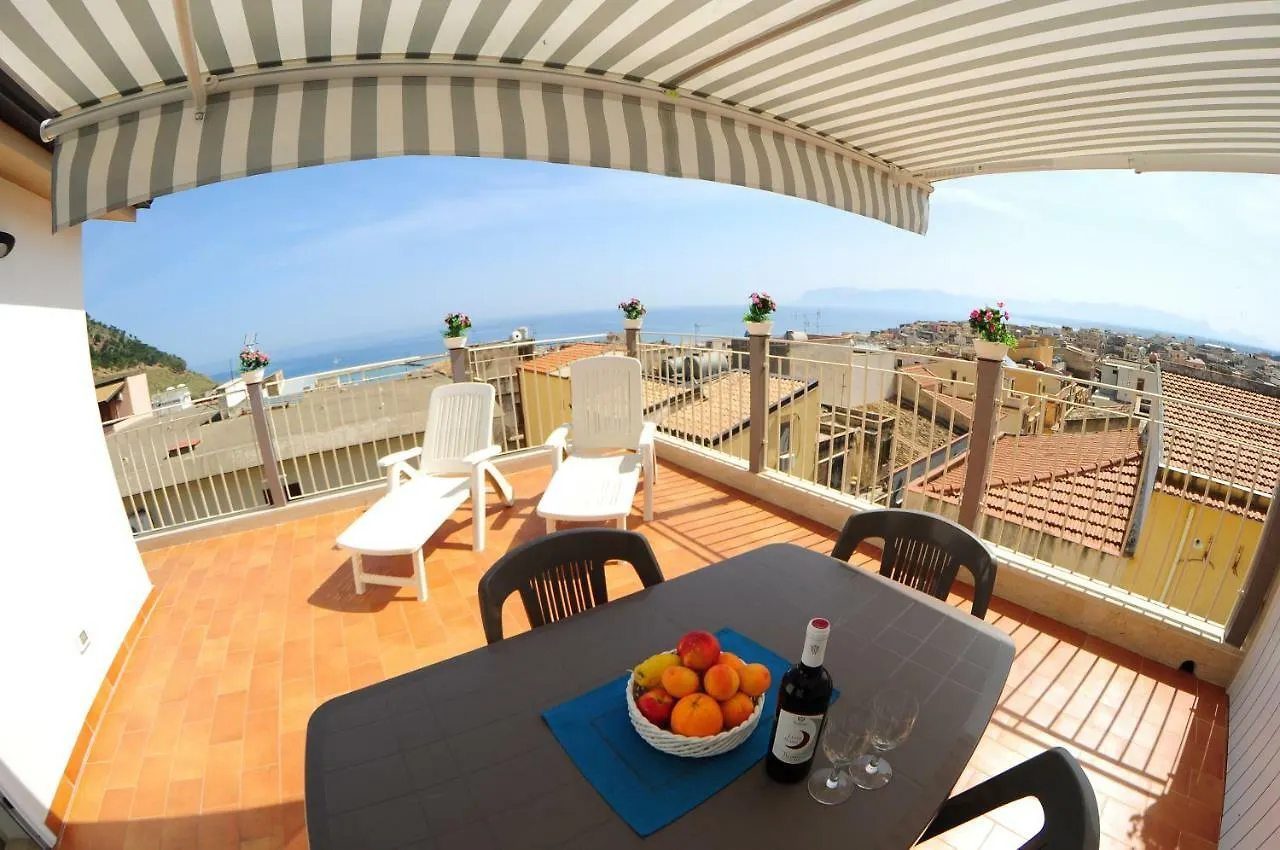 Le Sette Meraviglie Castellammare del Golfo Italien