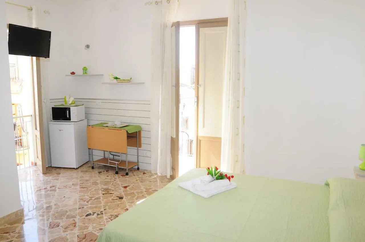 Le Sette Meraviglie Castellammare del Golfo 0*,  Italien